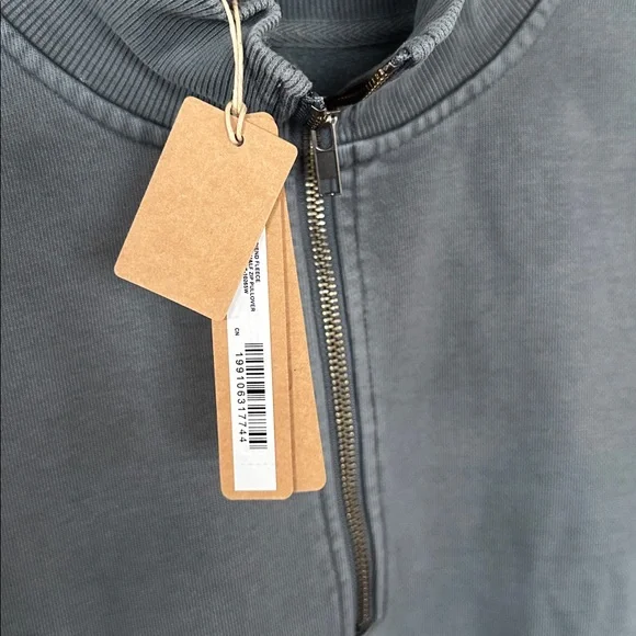 NWT SKIMS Boyfriend Fleece Slouchy Half Zip Pullover – Zircon Gray- size large Sweatshirts & Hoodies